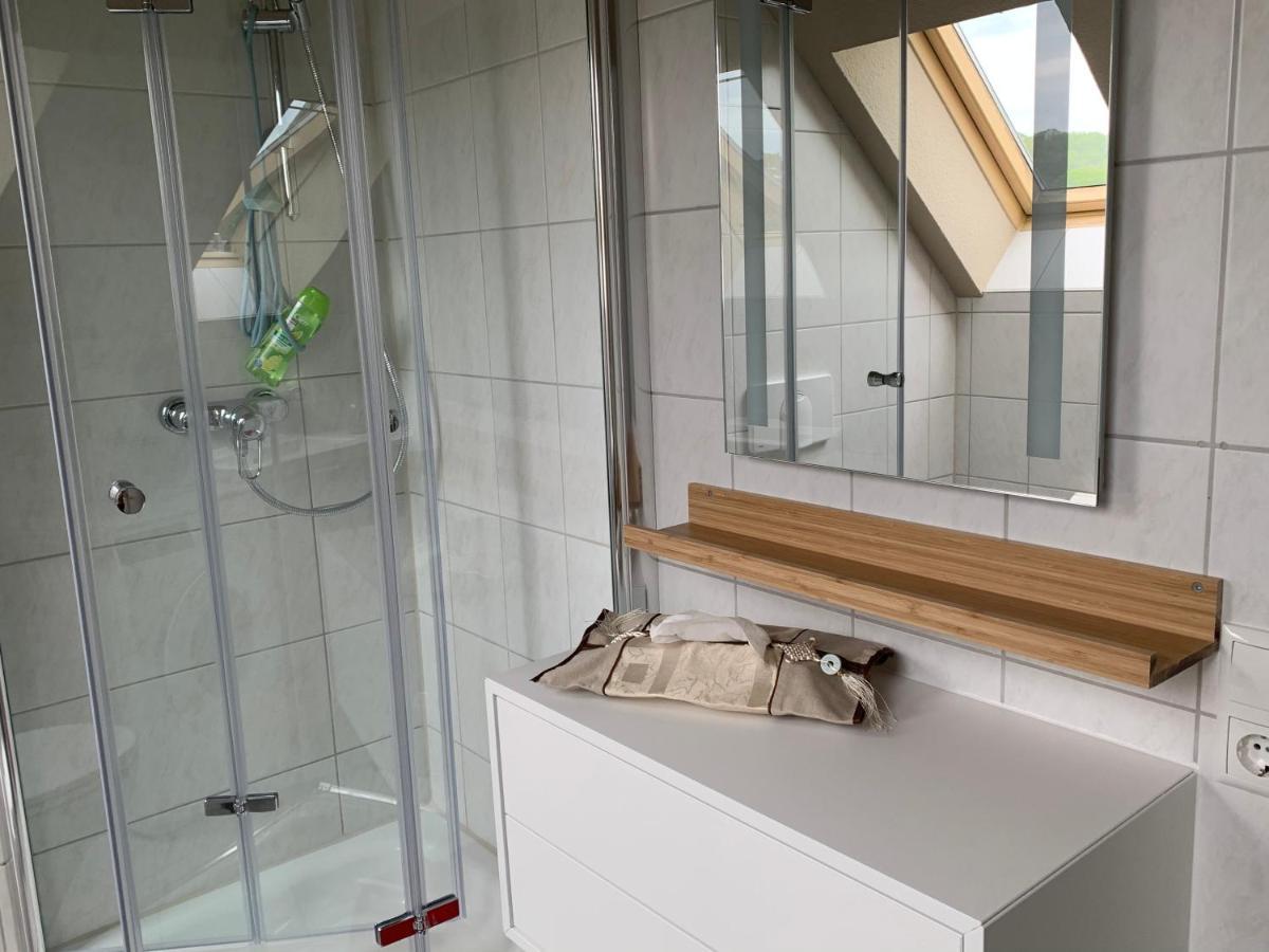 FEWO Rabennest  Gemütliche Wohnung nahe Rabensteinklinikum Chemnitz Exterior foto