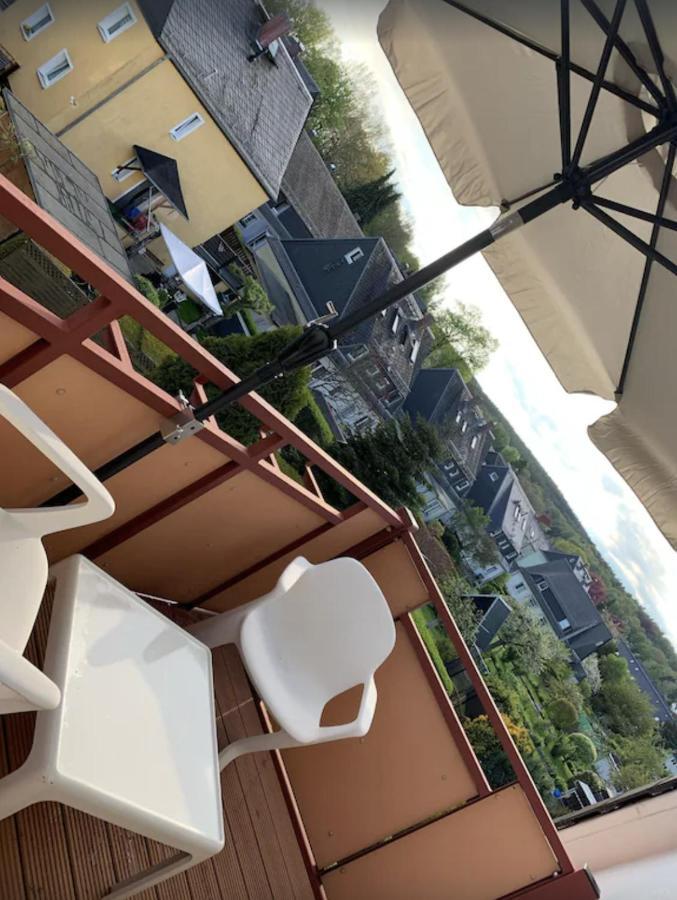 FEWO Rabennest  Gemütliche Wohnung nahe Rabensteinklinikum Chemnitz Exterior foto